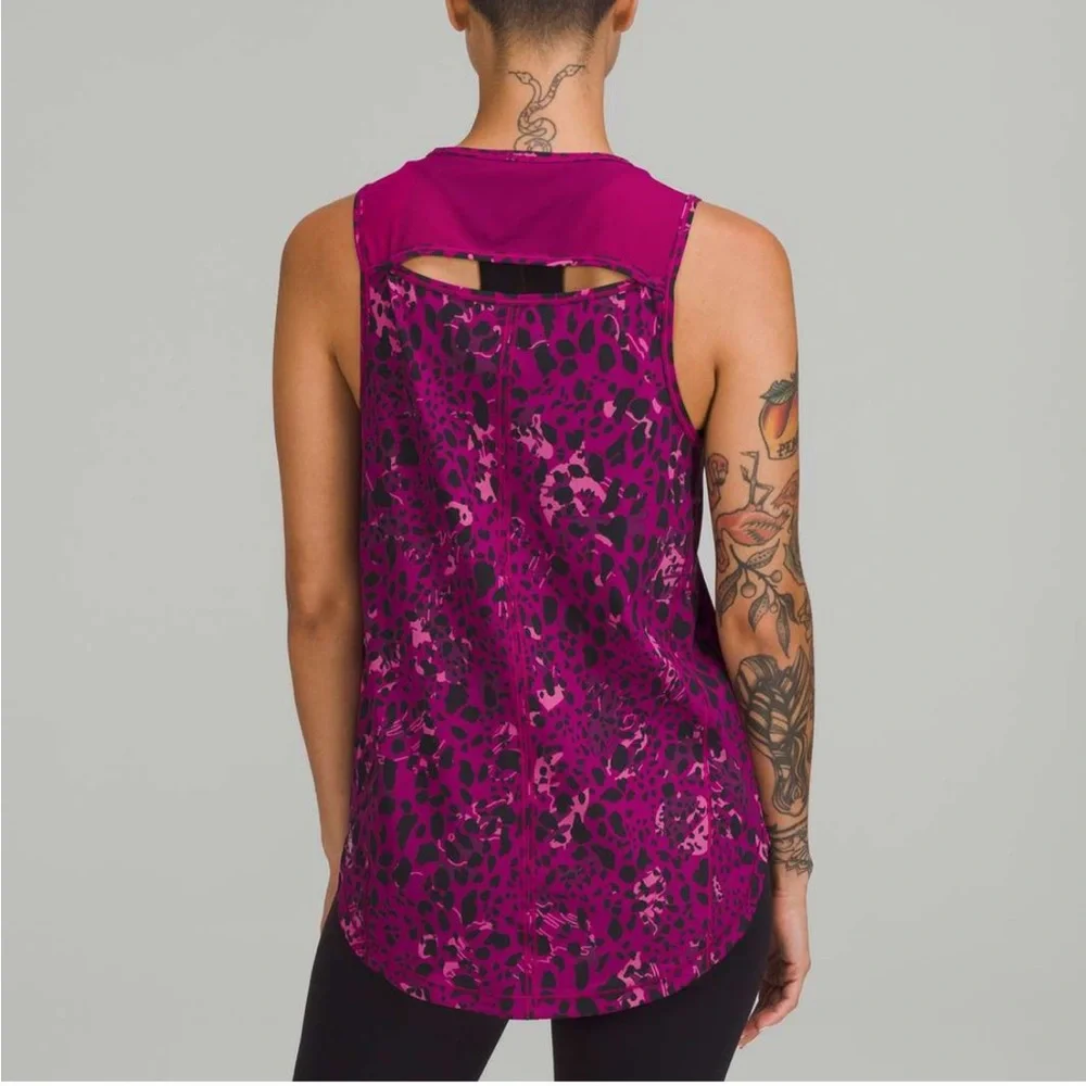 Lululemon Sculpt Workout Performance Tank Small Purple Cheetah Print Reflective
